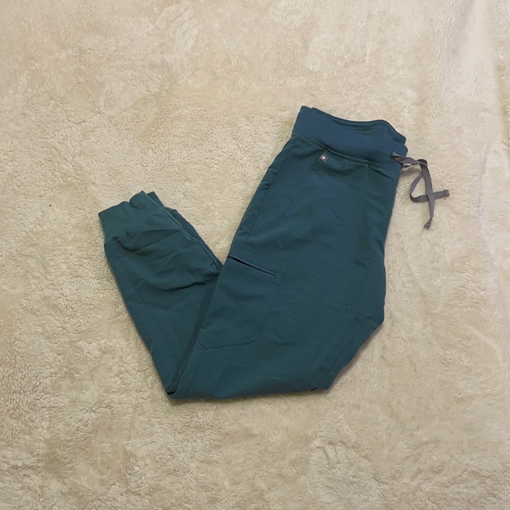 Figs Zamora Joggers- Seafoam green